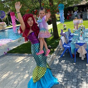 ariel mica sirena de inchiriat